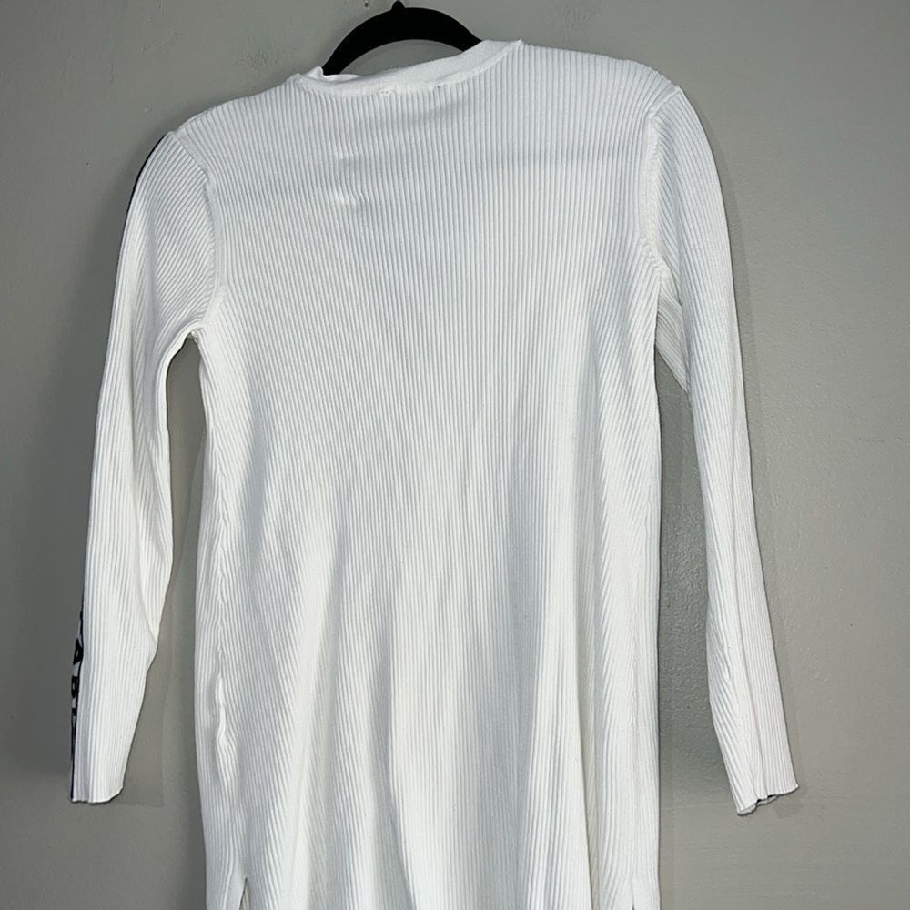 KARL LAGERFELD PARIS CARDIGAN SWEATER - Picture 7 of 8